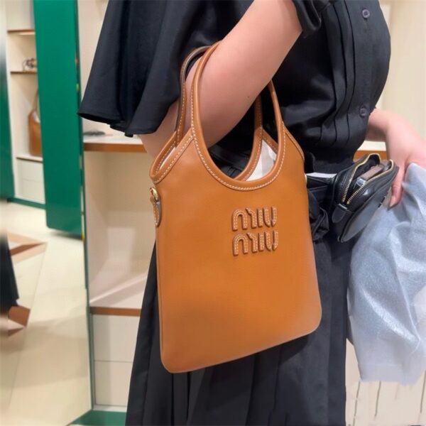 ミュウ ミュウ アイビー ミュウ ミュウ トート バッグ ミニ トート バッグ 女性 バッグ ブランド ハンド トート バッグ ブランド miumiu ミニ バッグ ミュウ ミュウ パロディ 女子 大学生 ショルダー バッグ ブランド - 画像 (6)