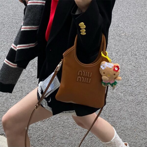 ミュウ ミュウ アイビー ミュウ ミュウ トート バッグ ミニ トート バッグ 女性 バッグ ブランド ハンド トート バッグ ブランド miumiu ミニ バッグ ミュウ ミュウ パロディ 女子 大学生 ショルダー バッグ ブランド - 画像 (5)