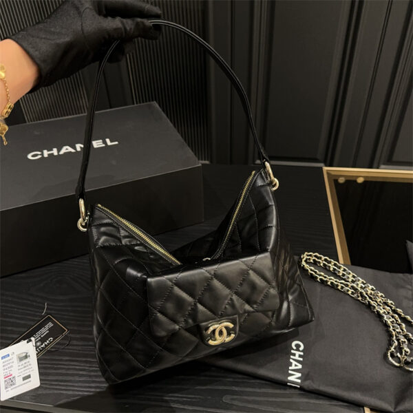 シャネル ホーボー バッグ シャネル トート バッグ chanel ショルダー バッグ チェーン 小脇 に 抱える バッグ ハイ ブランド カバン 鞄 一生 もの レディース シャネル 偽物 - 画像 (4)