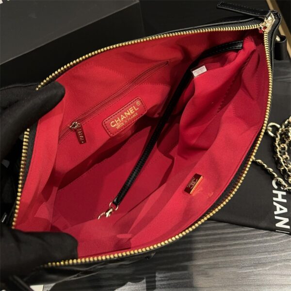 シャネル ホーボー バッグ シャネル トート バッグ chanel ショルダー バッグ チェーン 小脇 に 抱える バッグ ハイ ブランド カバン 鞄 一生 もの レディース シャネル 偽物 - 画像 (12)
