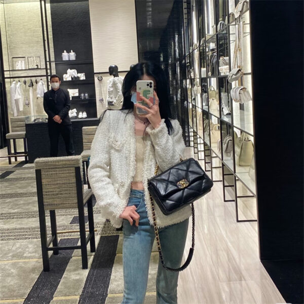 chanel 19 ハンドバッグ シャネル バッグ ショルダー 2way ハンドバッグ 本 革 ショルダー バッグ レディース 人気 ブランド 女性 バッグ 人気 ブランド シャネル バッグ 偽物 シャネル ディズヌフ - 画像 (3)